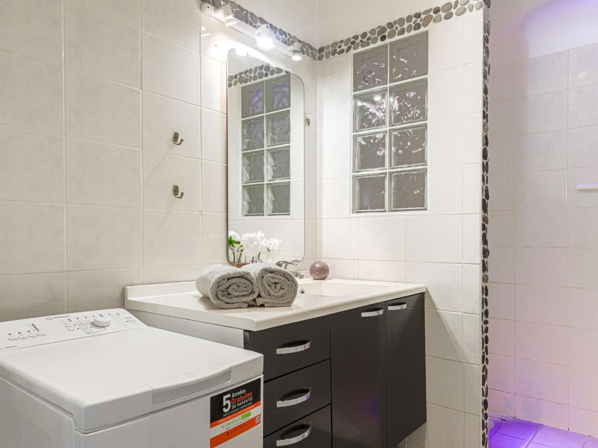 Apartment Les Yuccas Promenade Des Anglais By Interhome Niza Exterior foto