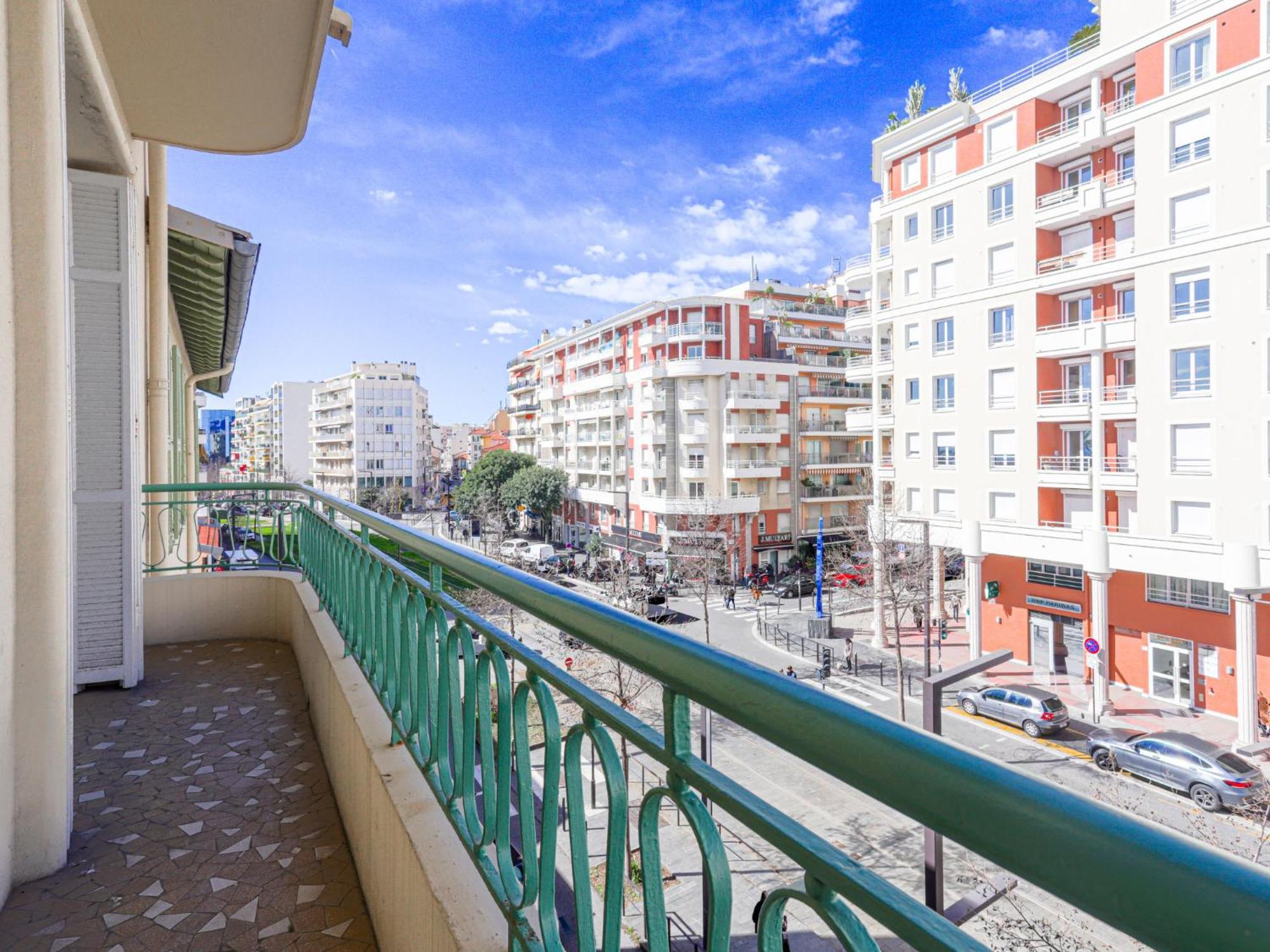 Apartment Les Yuccas Promenade Des Anglais By Interhome Niza Exterior foto